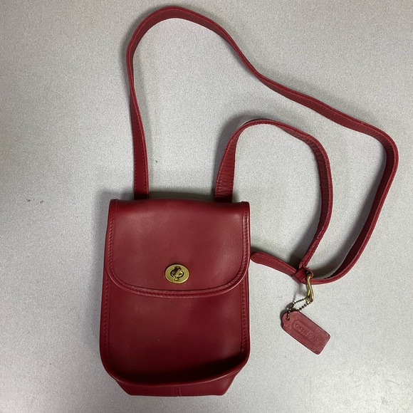 Coach Handbags - Vintage Coach Small Sidepack Leather Crossbody with Turn-Lock